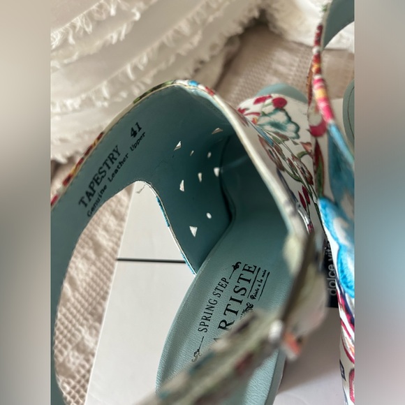 HP!! 🎈🎈New L'artiste Spring Step floral slingback open toe booties heels - Picture 4 of 8